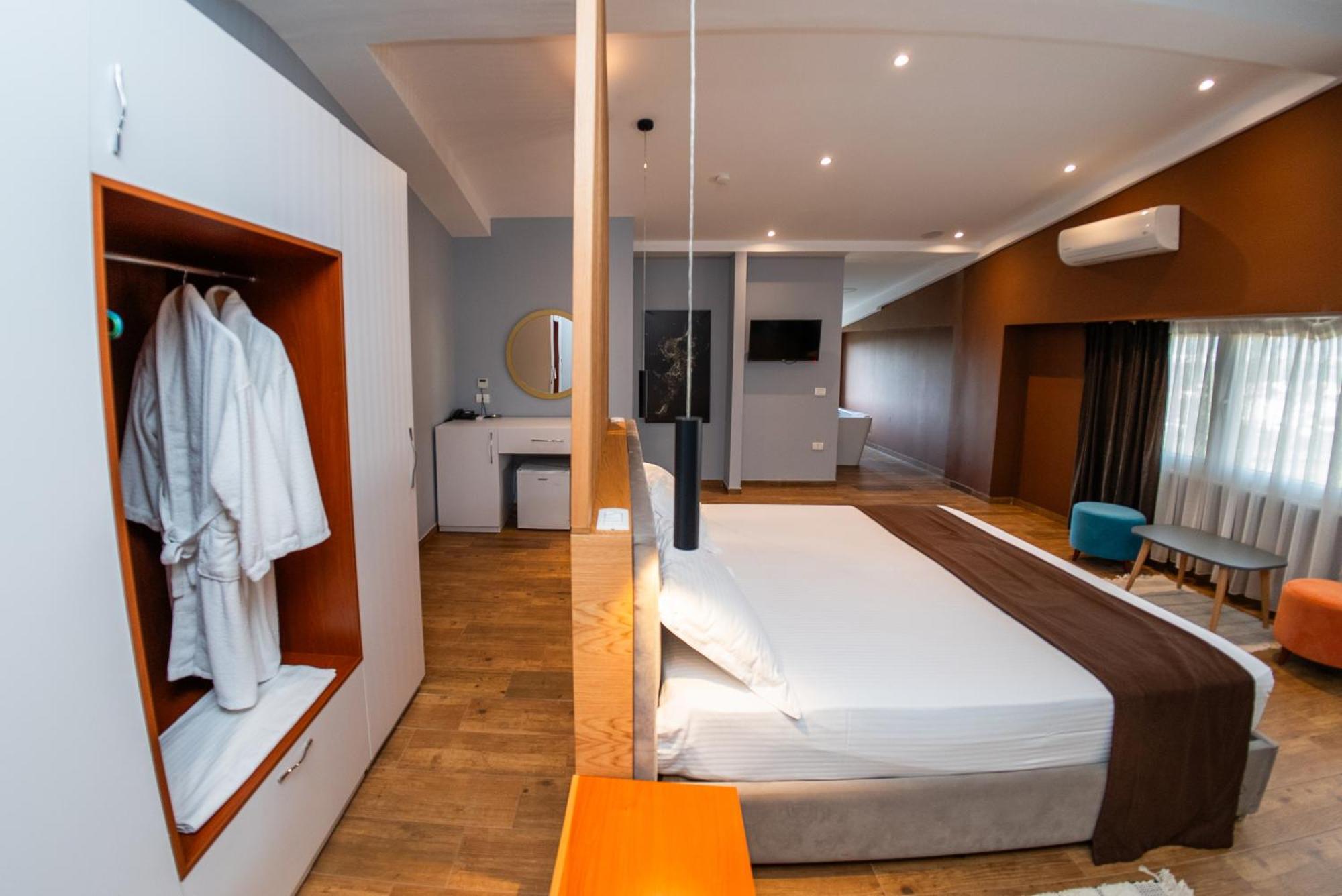 Olivar Hotel Tirana Selitë e Vogël 외부 사진