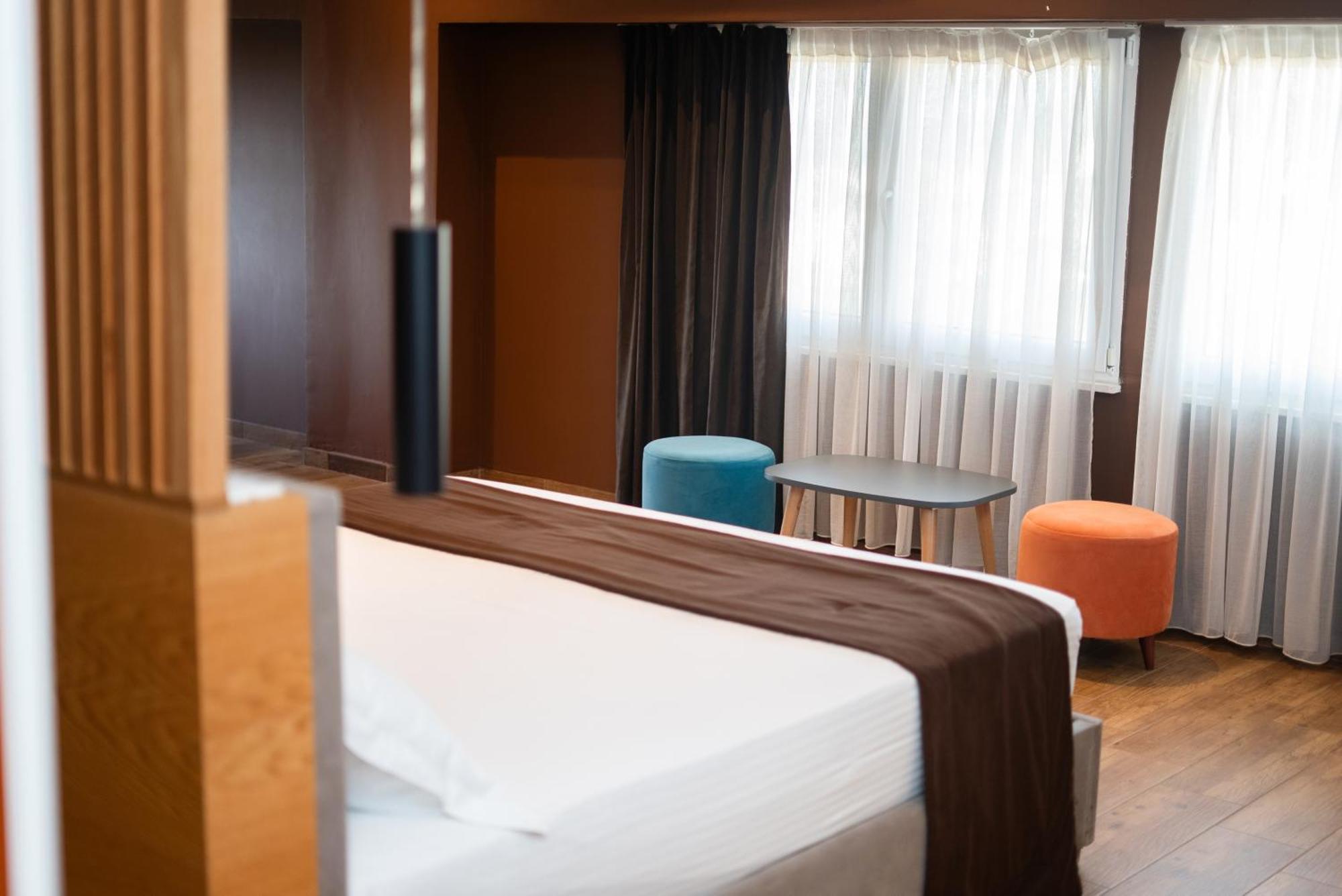 Olivar Hotel Tirana Selitë e Vogël 외부 사진
